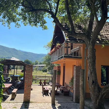 Holiday Home Lola